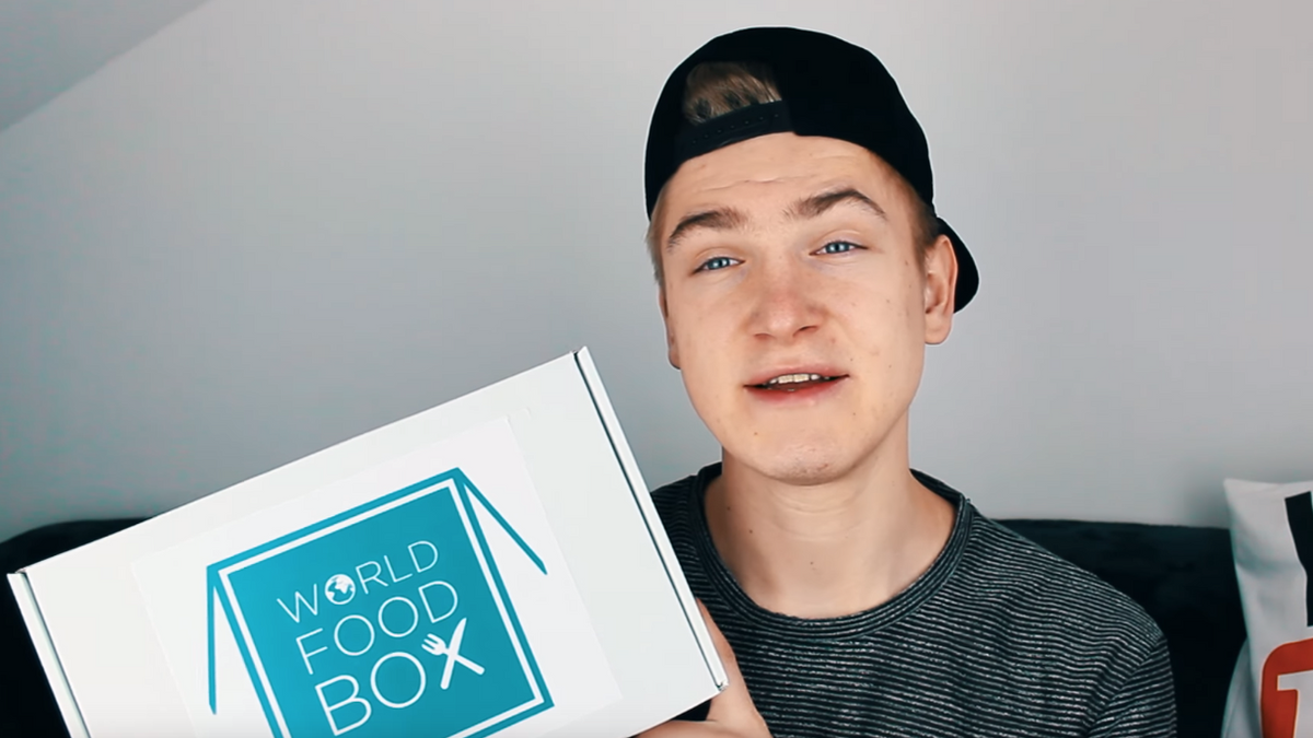 Youtuberi o WorldFood Box-u